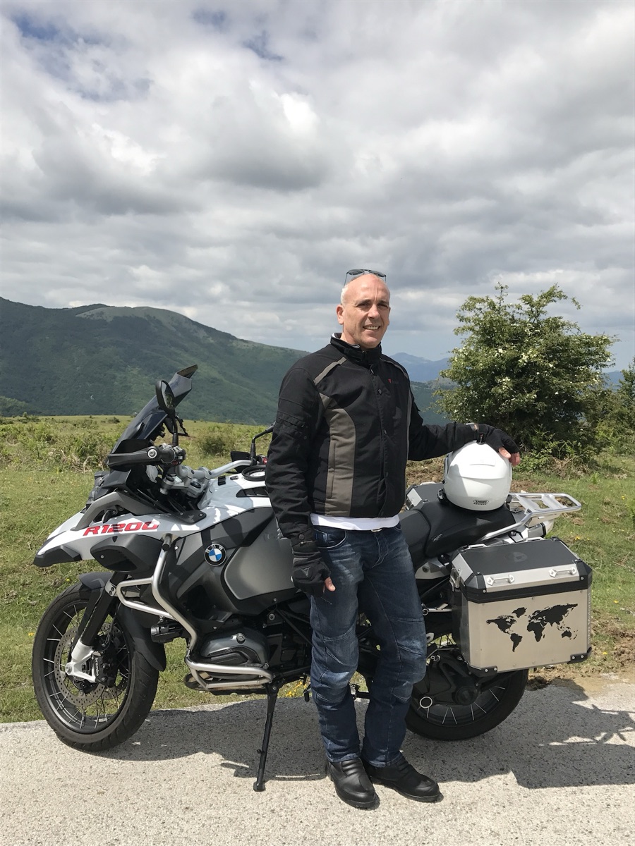 Con la BMW GS in montagna
